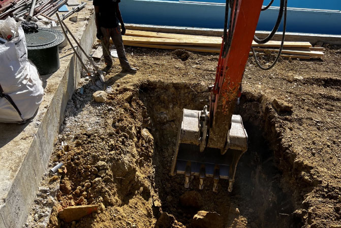 Installation d'une cuve de récupération de pluie d'une capacité de 5000 litres à Opio